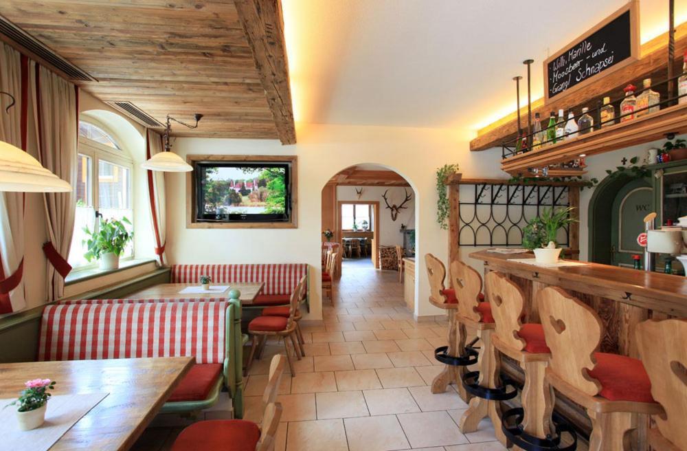 Cafe Pension Heim Κίρχμπεργκ ιν Τιρόλ Εξωτερικό φωτογραφία